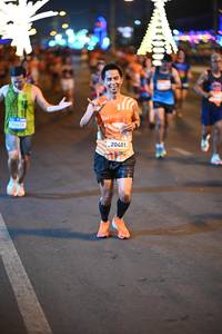 BIB: 92610, 20401
                            <button type="button" onclick="openModal(23167899)" class="btn btn-primary btn-sm float-right btn-popup" data-toggle="modal" data-target=".modal-high-quality">
                        <i class="fas fa-shopping-cart"></i> Add to Cart
                    </button>
                                            <button type="button" onclick="isThisMe(23167899, true)" class="btn btn-success btn-sm float-right btn-popup btn-isme hidden" data-toggle="tooltip" data-placement="bottom" title="นี่คือรูปของคุณใช่ไหม คลิกที่นี่เพื่อเอาเข้าอัลบั้ม">
                        <i class="fas fa-plus"></i> Add to album
                    </button>
                    <button type="button" onclick="isThisMe(23167899, false)" class="btn btn-warning btn-sm float-right btn-popup btn-isnotme hidden">
                        <i class="fas fa-ban"></i> Remove from album
                    </button>